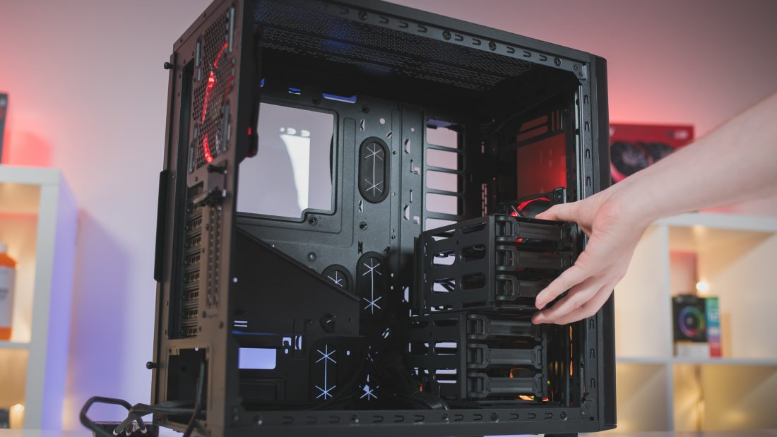 Modular drive bays 101 | Thermaltake Blog